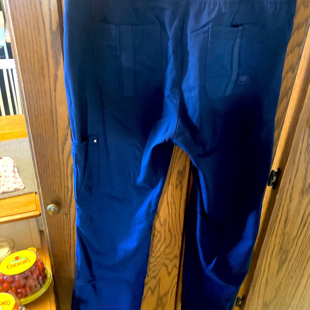Medium navy scrubs